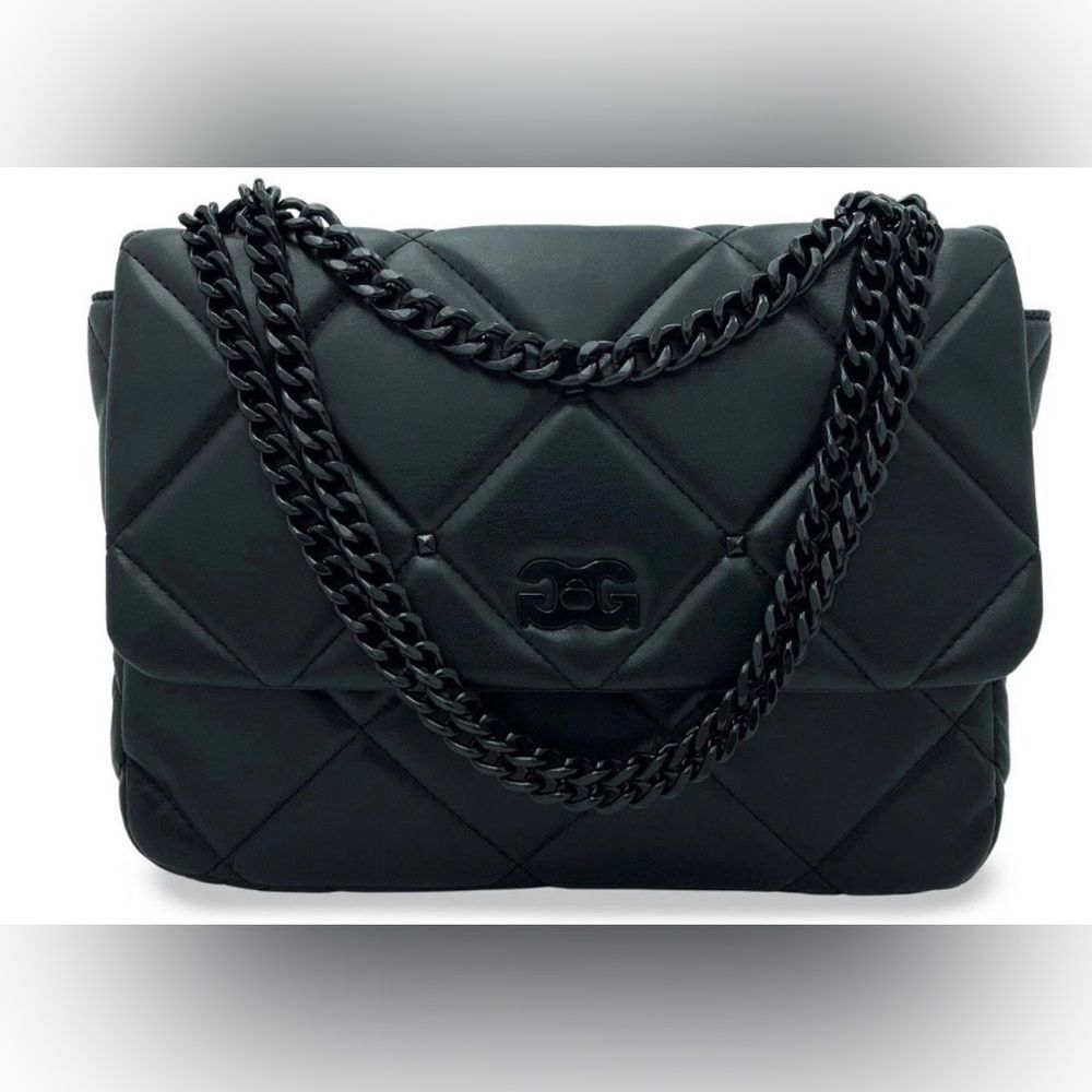 Chic Black Quilted Shoulder Bag with Chain Strap
